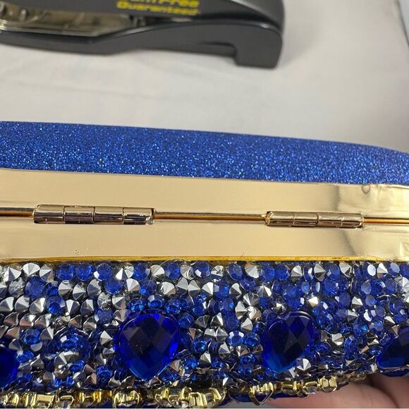 VERANO HILL Blue Crystal Jeweled Evening Clutch with Chain Strap - Picture 4 of 7